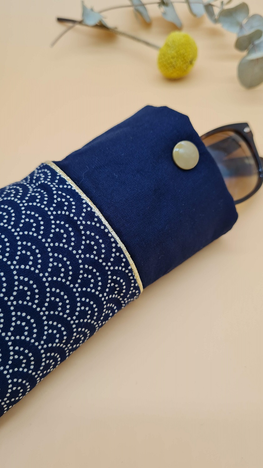 Navy Blue Japanese Eyeglass Case - Image 3