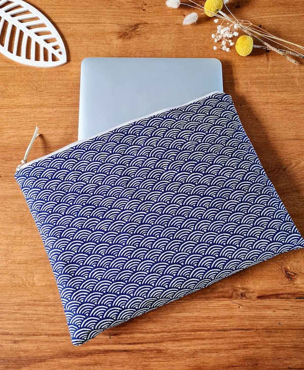 pochette ordinateur tissu japonais - idées cadeaux atelier les petites fées - idée cadeau z&ro dechet -responsable écologique