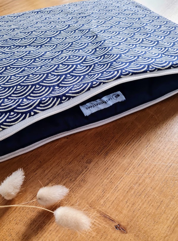 Japanese fabric laptop or tablet sleeve - Image 2