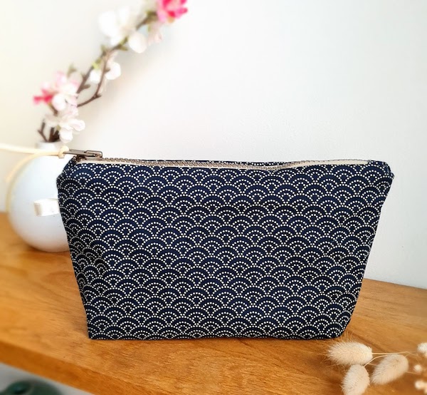 trousse bleu en tissu japonais