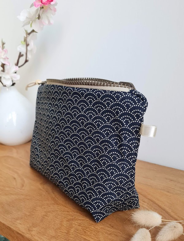 trousse bleu en tissu japonais