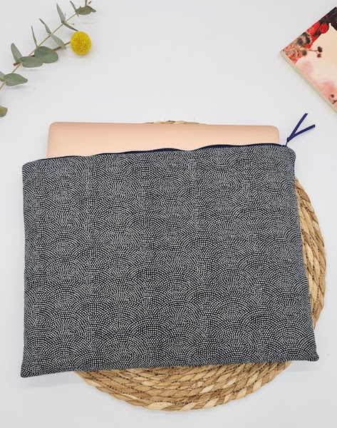 Midnight blue laptop or tablet case - Image 2