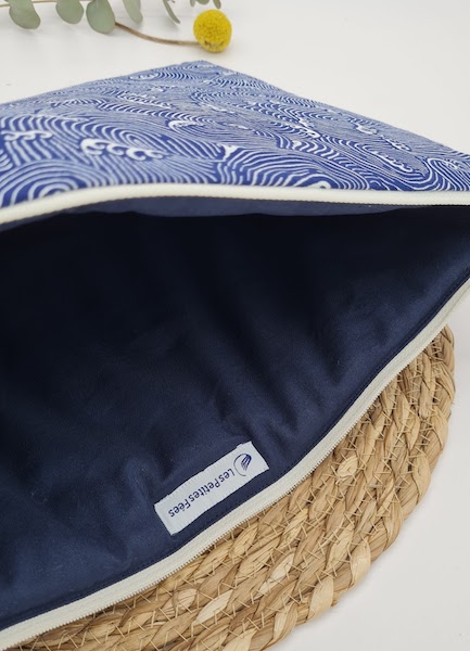 Hokusai laptop or tablet sleeve - Image 3