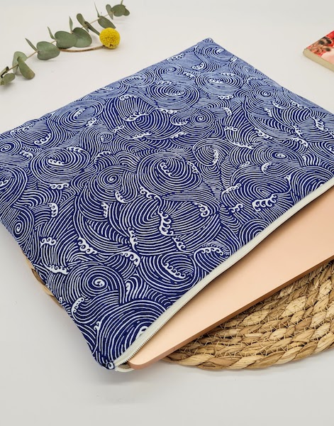 Hokusai laptop or tablet sleeve - Image 4