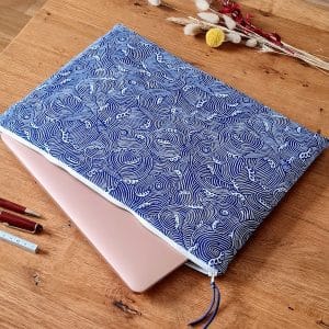 Hokusai laptop or tablet sleeve
