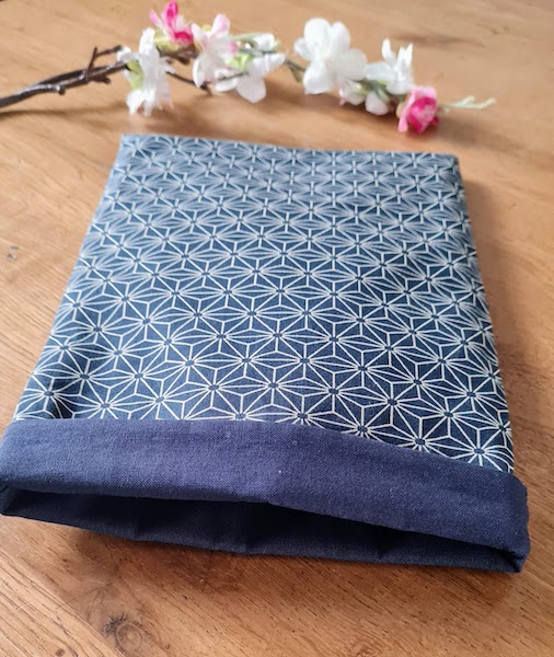 Diamond book pouch - Image 4