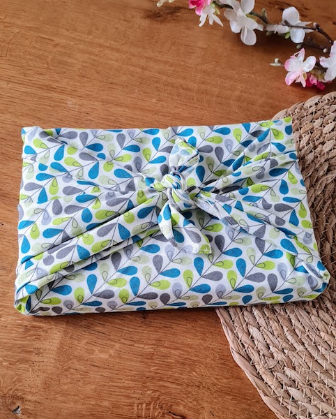 Furoshikis colorful gift wrapping - Image 4