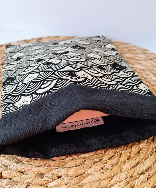 Cat book pouch - Image 3