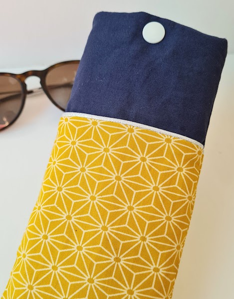Yellow glasses case - Image 3
