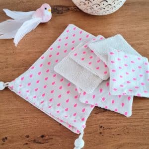 Makeup remover wipes set