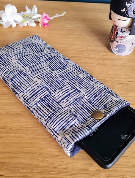Blue Phone case - Image 3